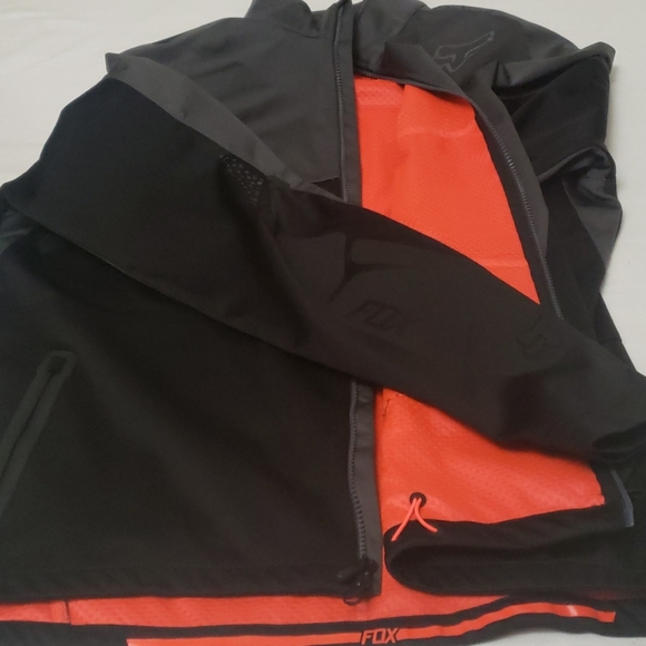 Fox Bionic LT Trail Softshell Jacket Black, sz.XXL - Picture 3 of 16